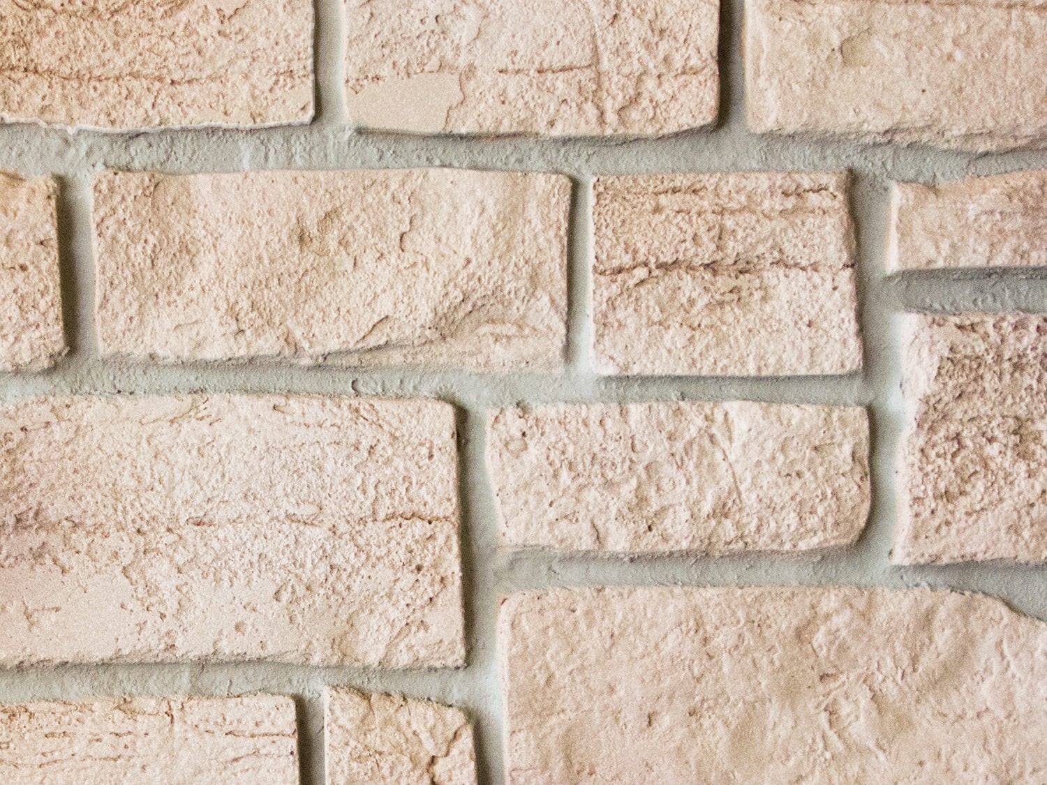 Detail] Chiseled stone bricks look really good under cobblestone
